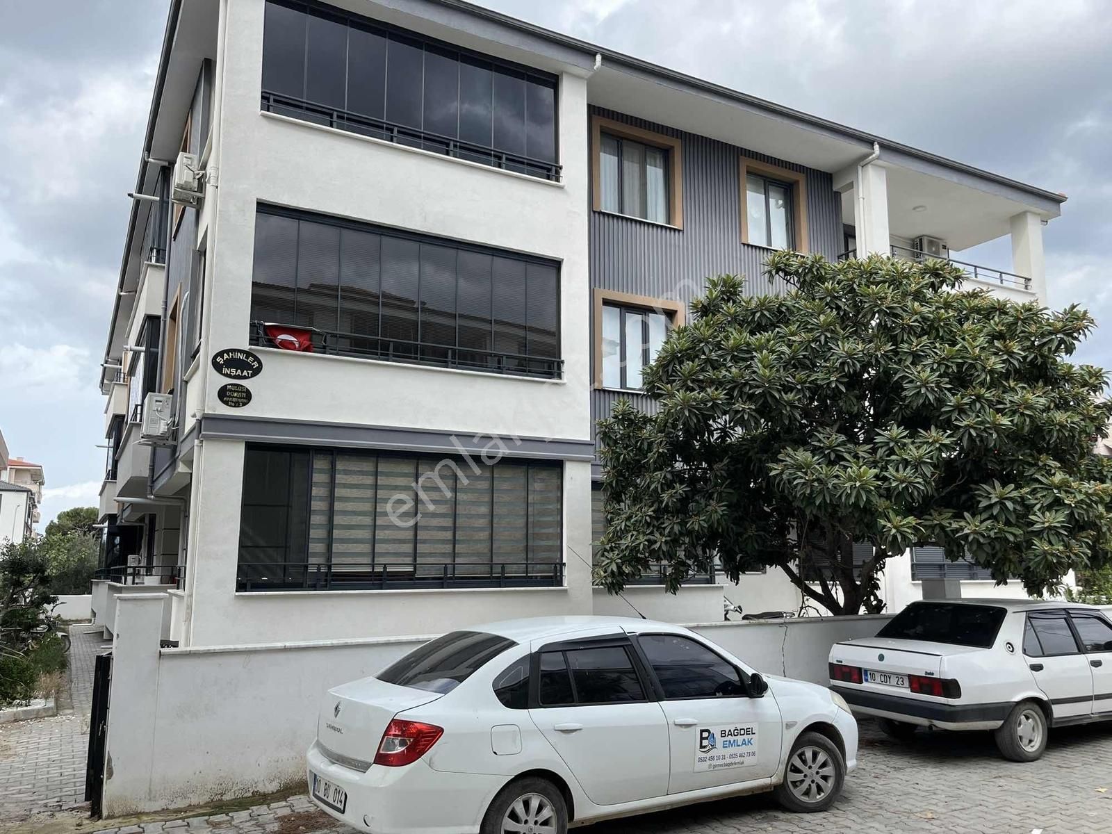 Gömeç Kemalpaşa Hastane Ve Okula Komşu 2+1 Kapalı Mutfak Daire