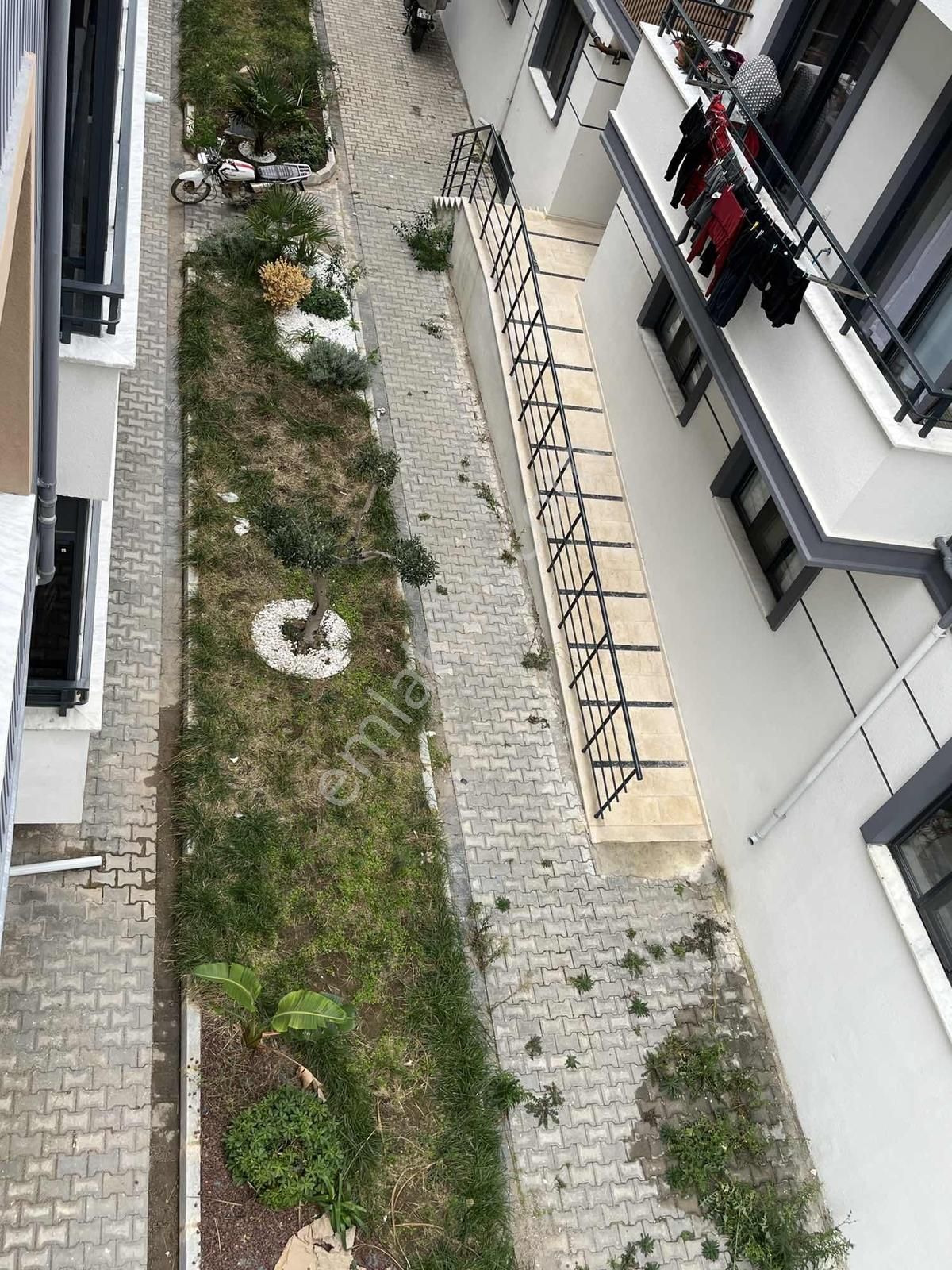Gömeç Kemalpaşa Hastane Ve Okula Komşu 2+1 Kapalı Mutfak Daire - Görsel 26