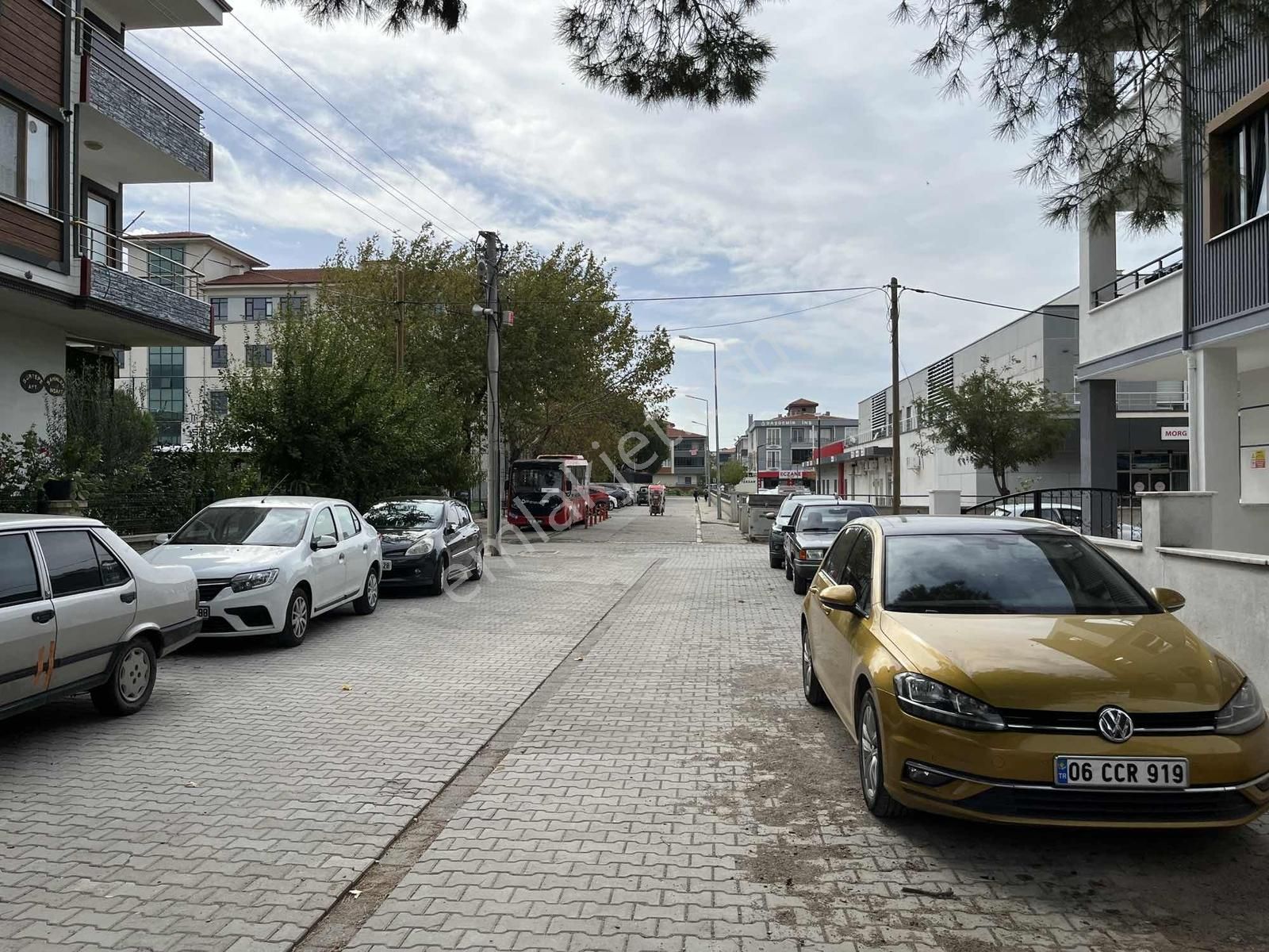 Gömeç Kemalpaşa Hastane Ve Okula Komşu 2+1 Kapalı Mutfak Daire - Görsel 11