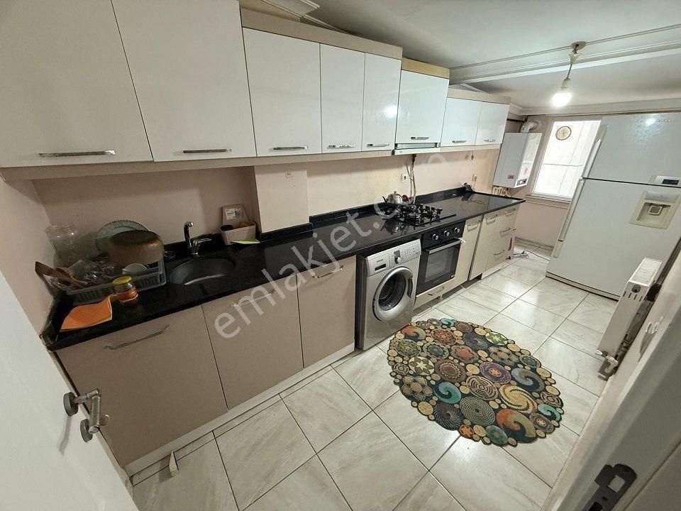 Beylikdüzü Yakuplu Mahallesi Metrobüse 20 Adım Full Eşyalı 2+1 - Görsel 2