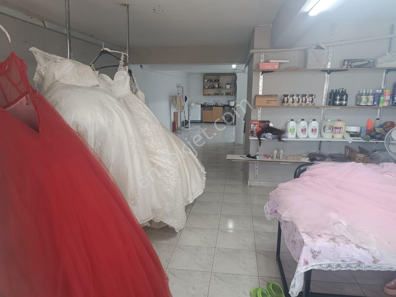 Rızık Gm' Den Çarşı Merkezde Satılık İş Yeri - Görsel 3