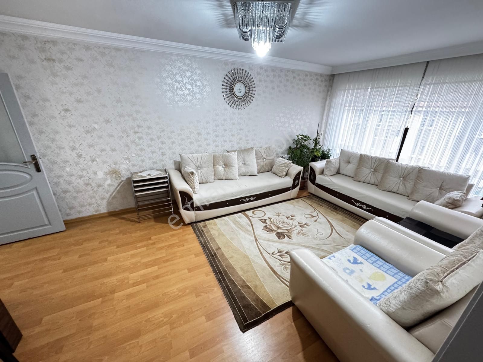 Yunus Emre Cad. Ve Danışment Göbeğe 5 Bina Katta 3+1 Tek Bağımlı - Görsel 12