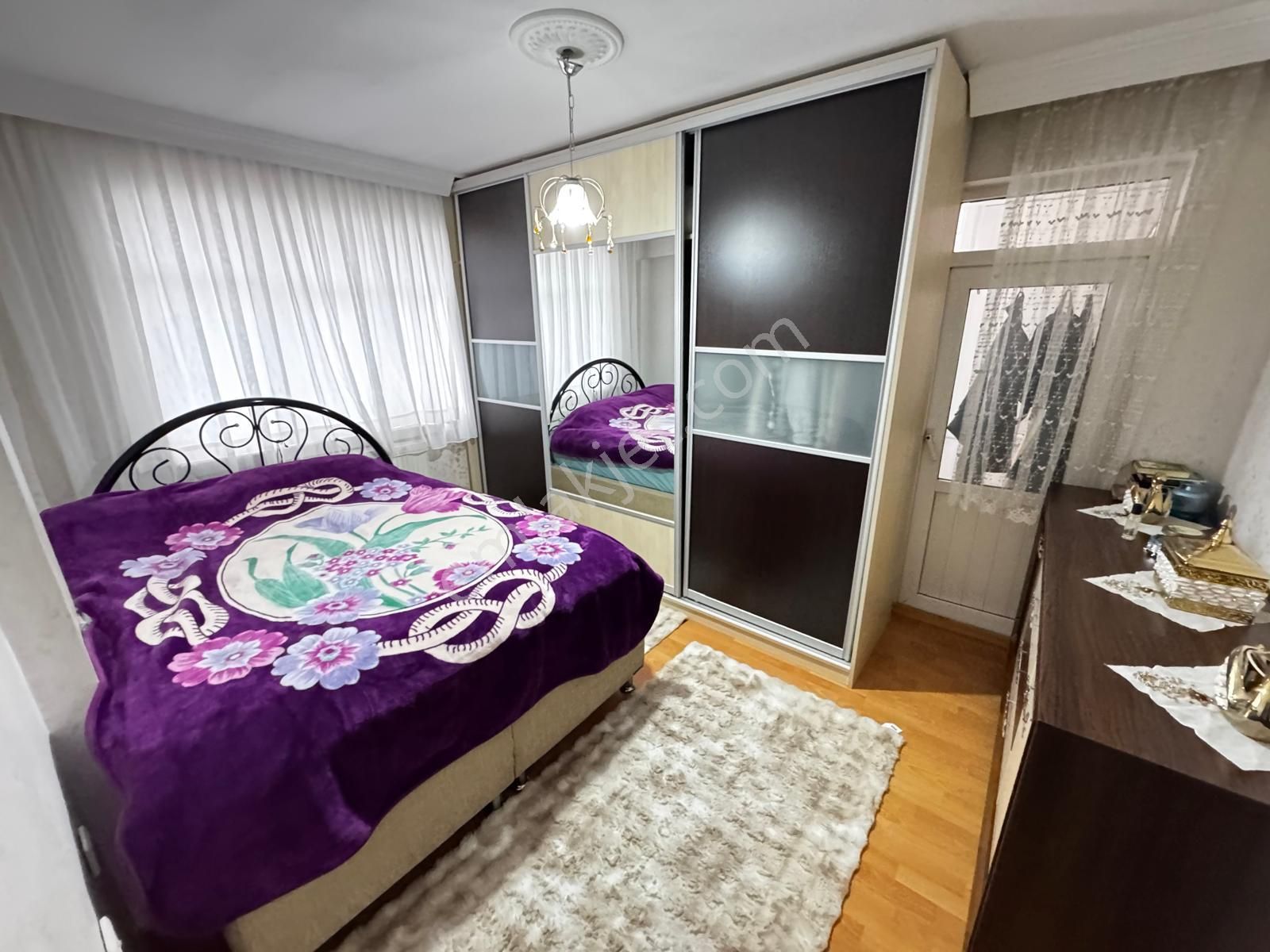 Yunus Emre Cad. Ve Danışment Göbeğe 5 Bina Katta 3+1 Tek Bağımlı - Görsel 20