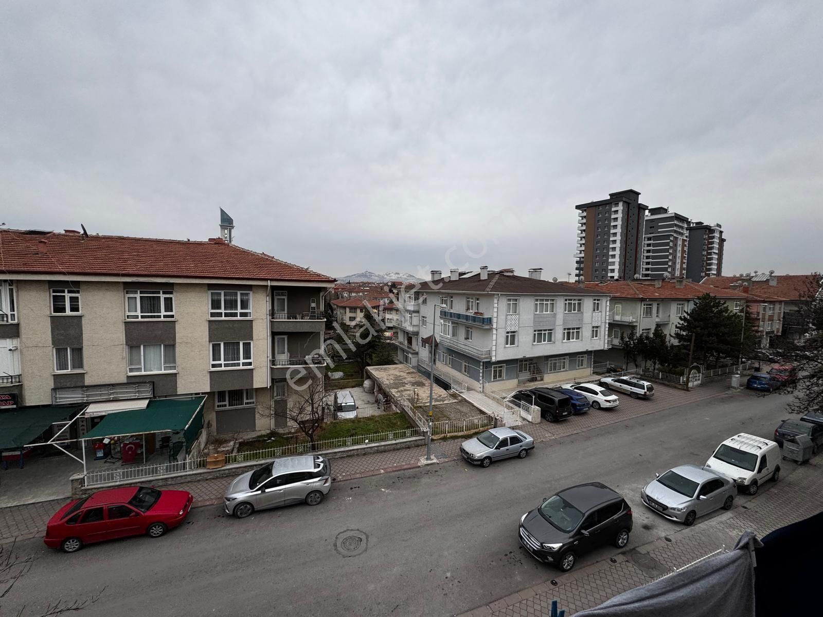 Yunus Emre Cad. Ve Danışment Göbeğe 5 Bina Katta 3+1 Tek Bağımlı - Görsel 6