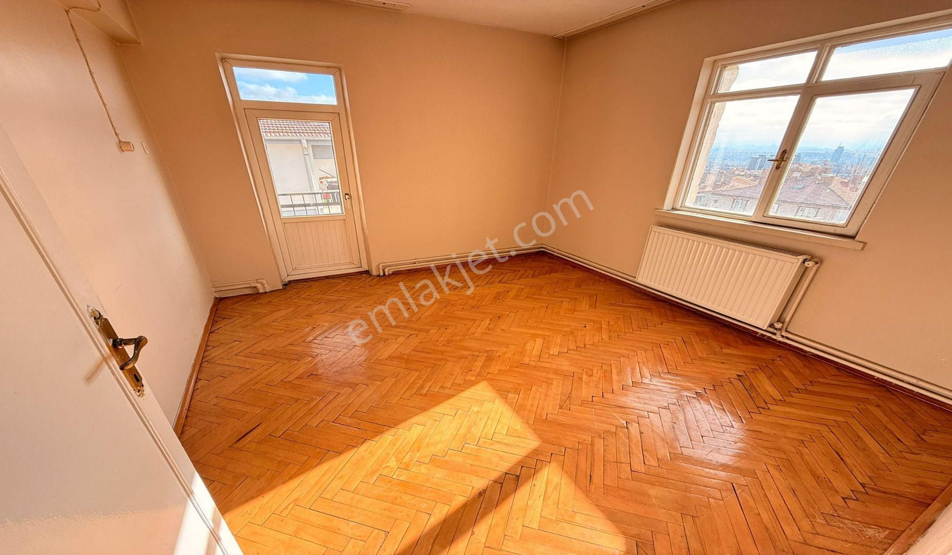 19 Mayıs Dumlupınar Okulu Yakını 3+1 Katta Manzaralı - Görsel 9