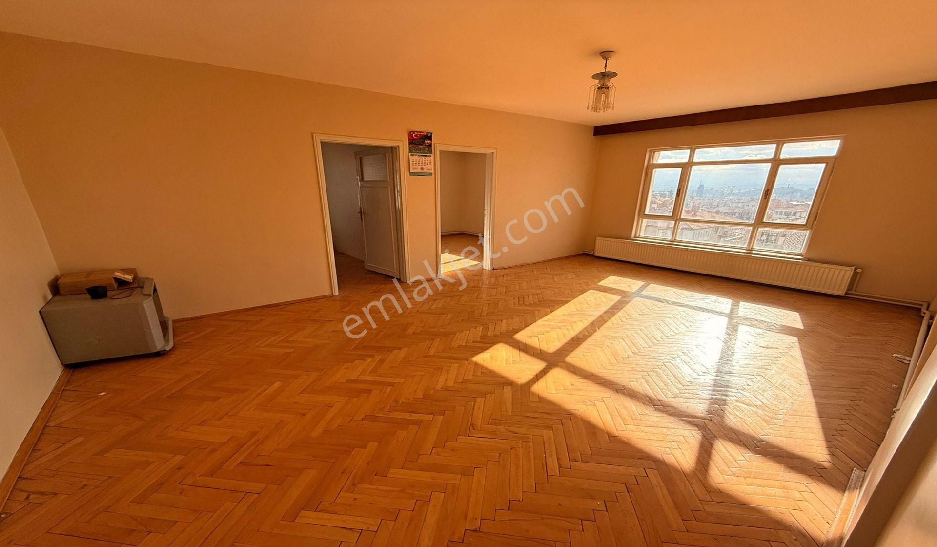 19 Mayıs Dumlupınar Okulu Yakını 3+1 Katta Manzaralı - Görsel 14