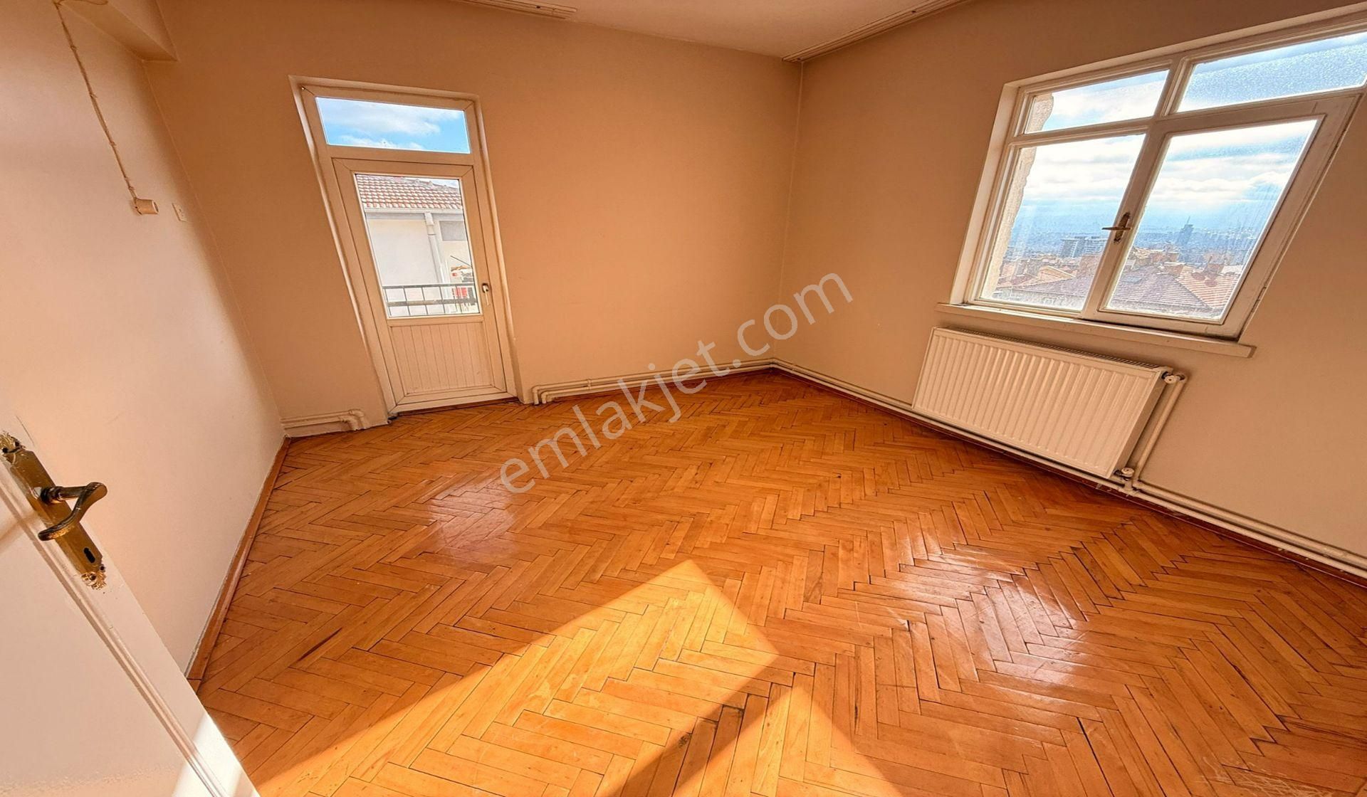 19 Mayıs Dumlupınar Okulu Yakını 3+1 Katta Manzaralı - Görsel 15