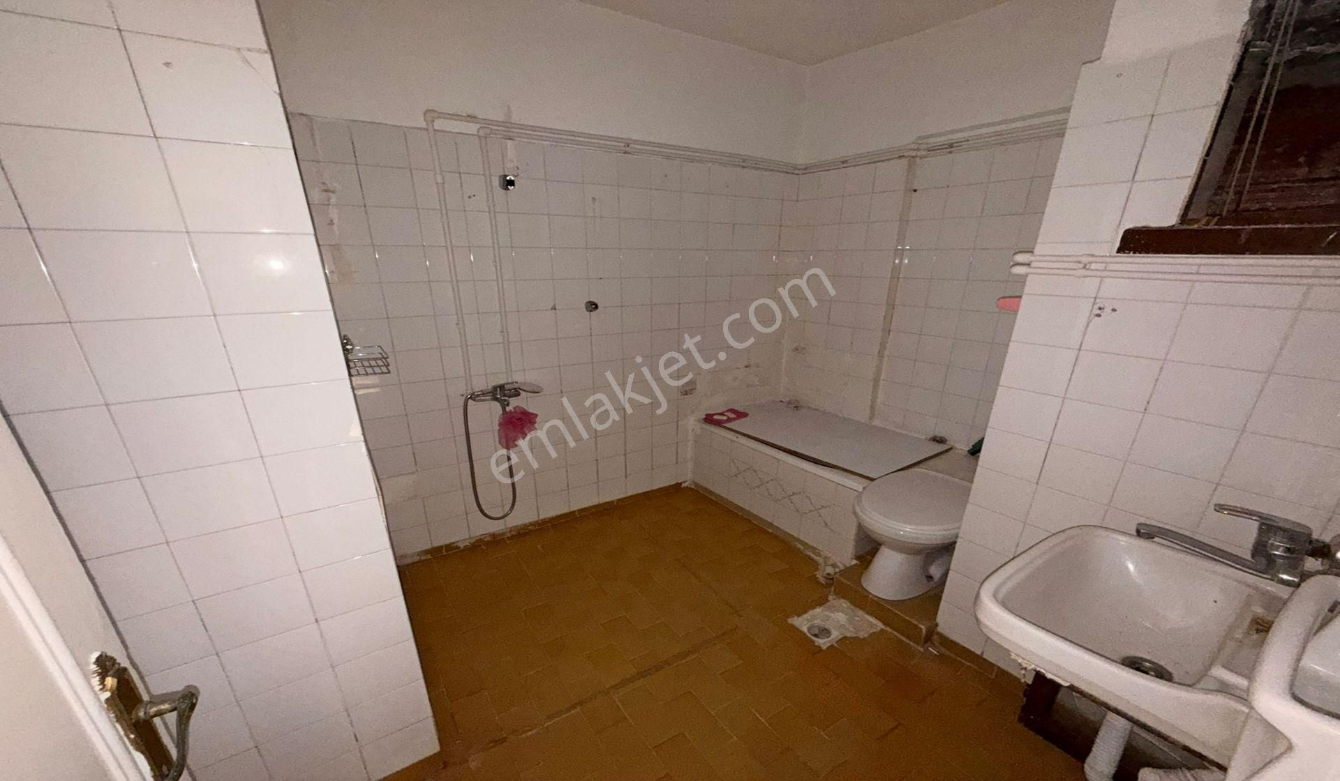 19 Mayıs Dumlupınar Okulu Yakını 3+1 Katta Manzaralı - Görsel 24