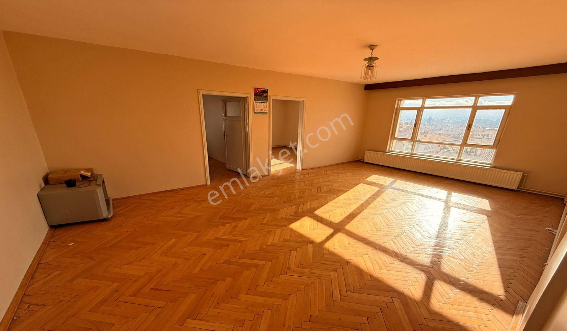 19 Mayıs Dumlupınar Okulu Yakını 3+1 Katta Manzaralı - Görsel 22