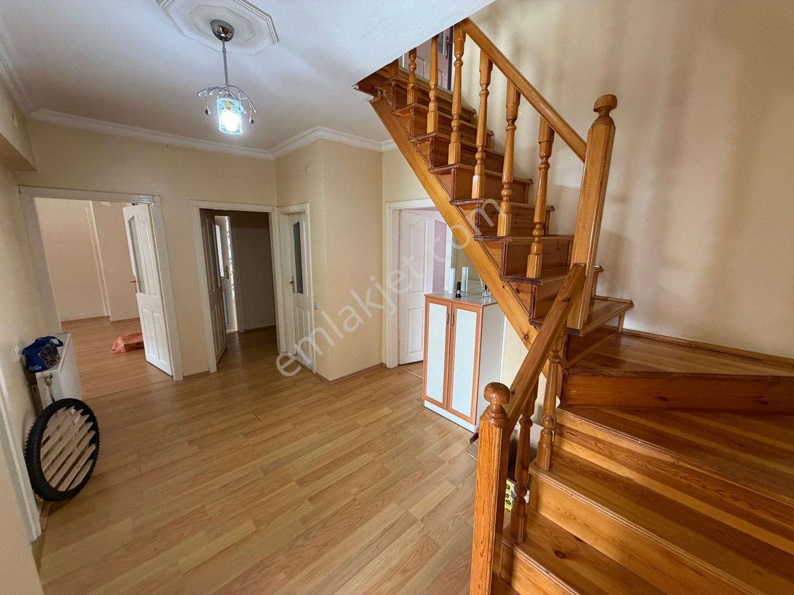 Hedef Emlaktan Akdeğirmende Satılık 5+1 Bakımlı Dublex Daire - Görsel 24