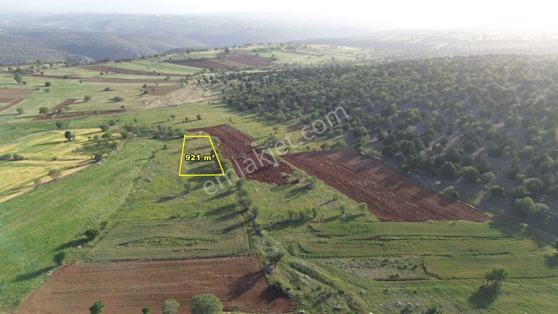 Konya / Akören / Avdan Mahallesinde 921 M² Müstakil Tapulu Tarla