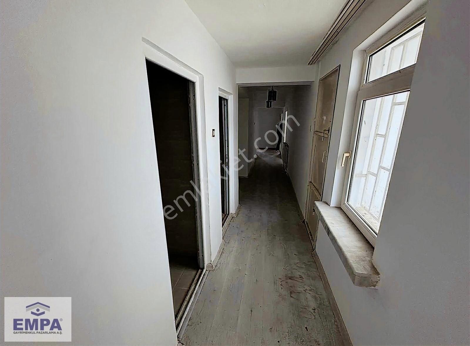 Empa'dan Yenibağlar Mahallesi 3+1 125m² Bakımlı Satılık - Görsel 11