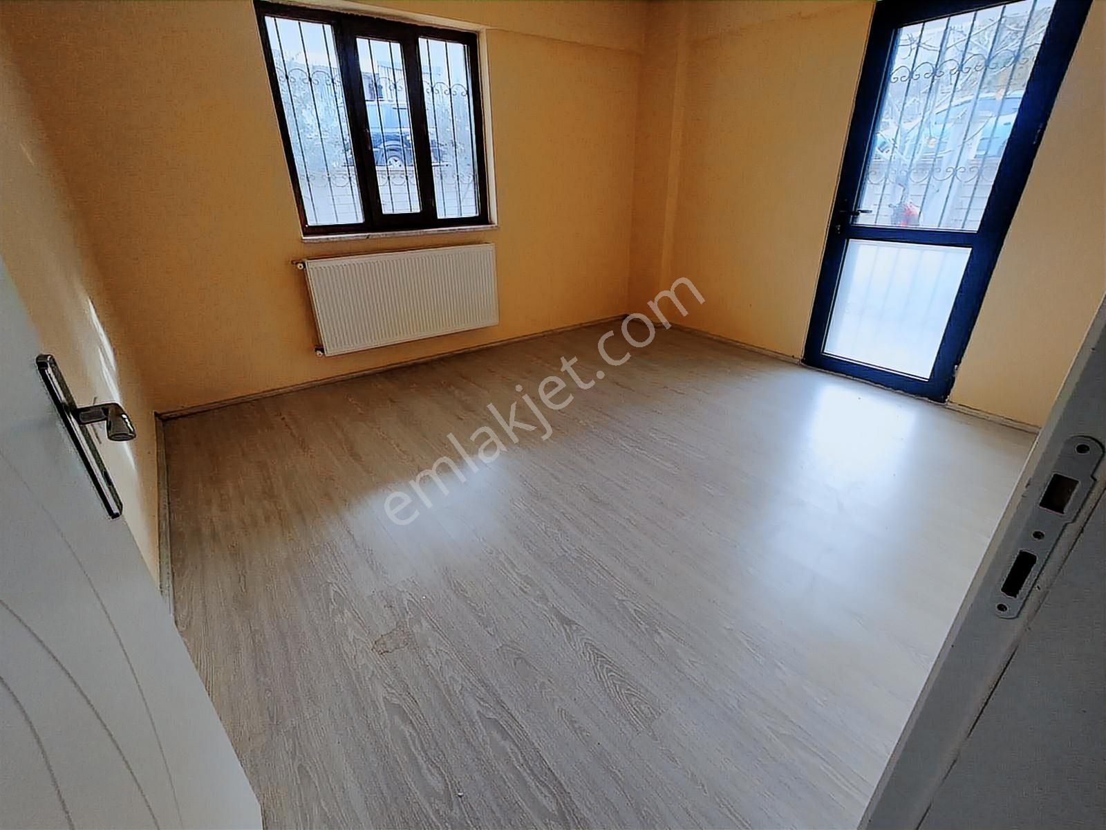 Zümrüt Mahallesinde 100m 2+1 Kiralık Daire - Görsel 16