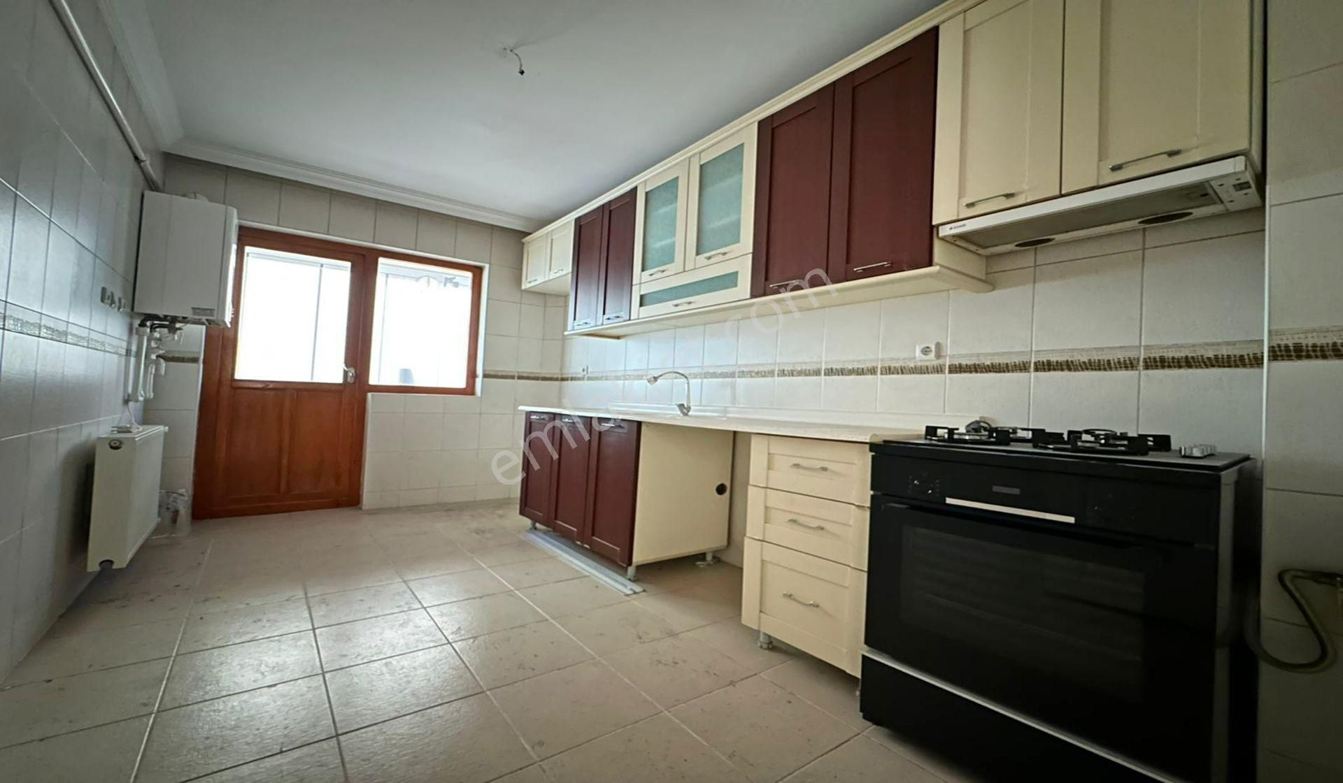 Esertepe Cadde Üzeri 3+1 Asansörlü Sınırsız Kredi Fırsat Daire - Görsel 4