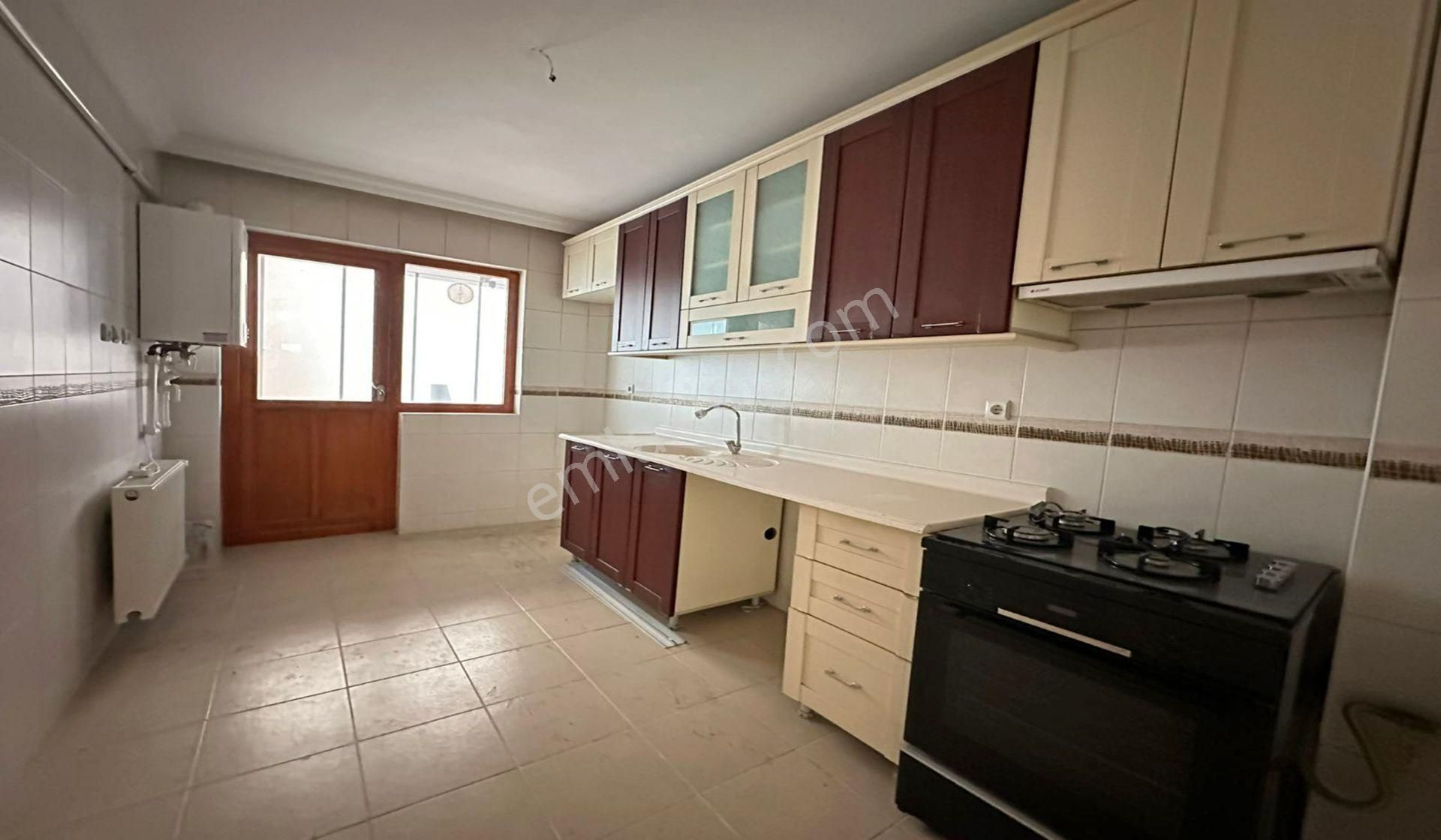 Esertepe Cadde Üzeri 3+1 Asansörlü Sınırsız Kredi Fırsat Daire - Görsel 2