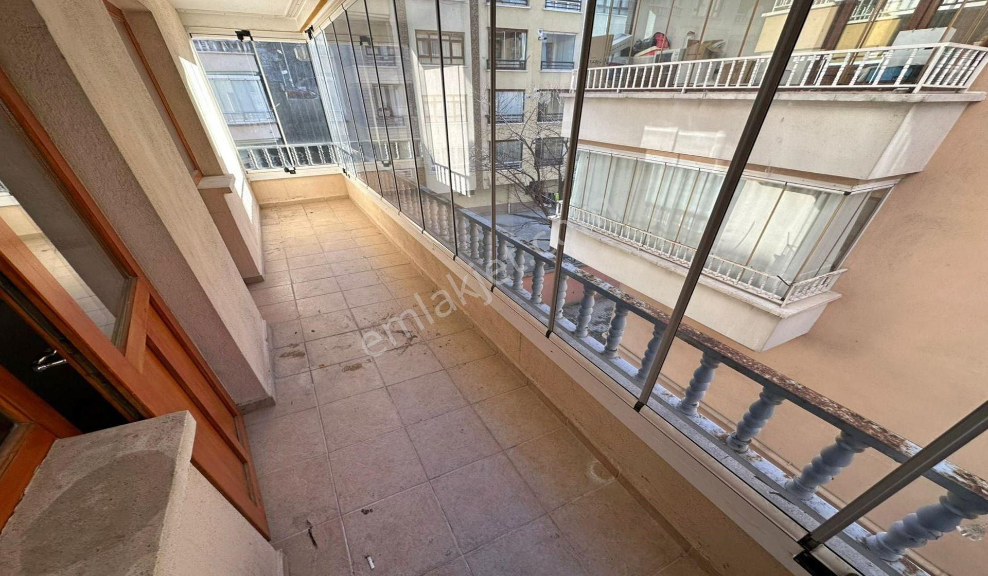 Esertepe Cadde Üzeri 3+1 Asansörlü Sınırsız Kredi Fırsat Daire - Görsel 6