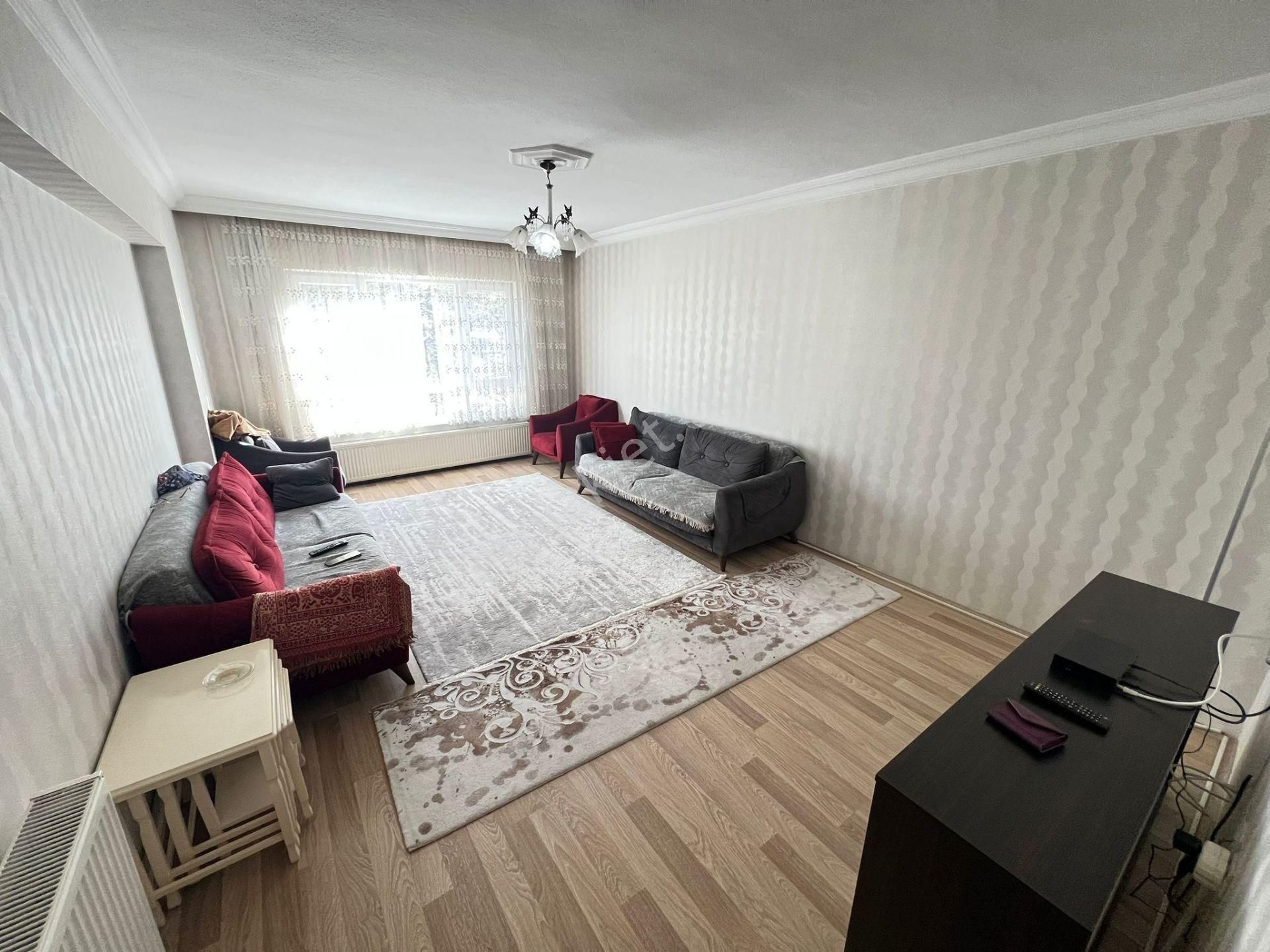 Sakızağacı Caddesi 1.kat 3+1 Ön Cephe Geniş Bağımsız Cam Balknlu - Görsel 5