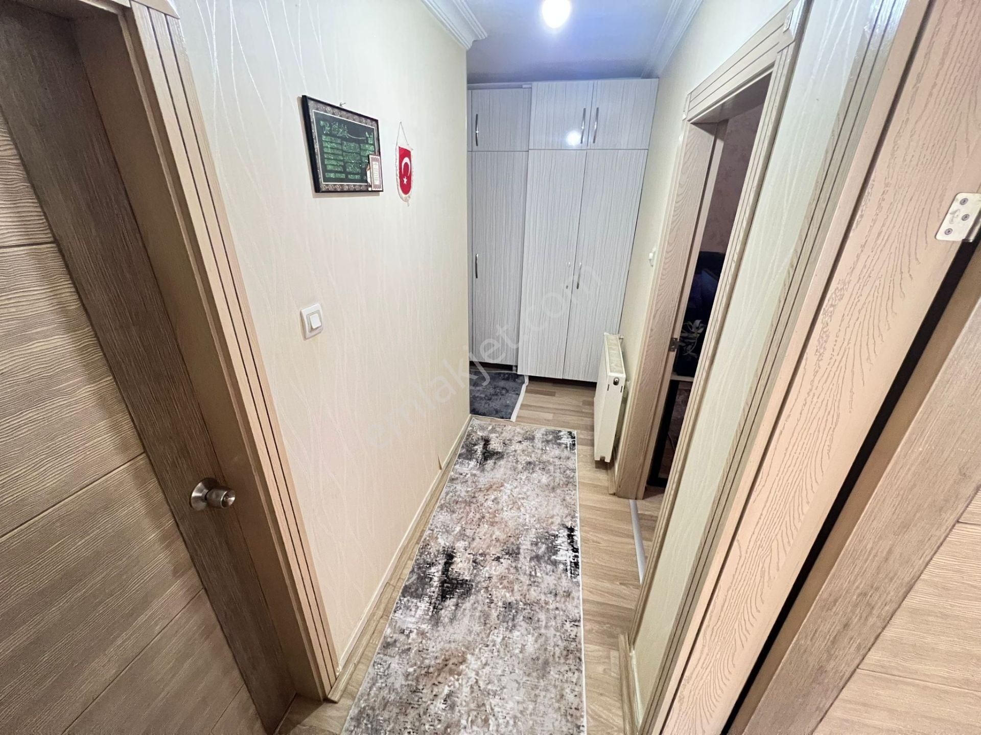 Sakızağacı Caddesi 1.kat 3+1 Ön Cephe Geniş Bağımsız Cam Balknlu - Görsel 21