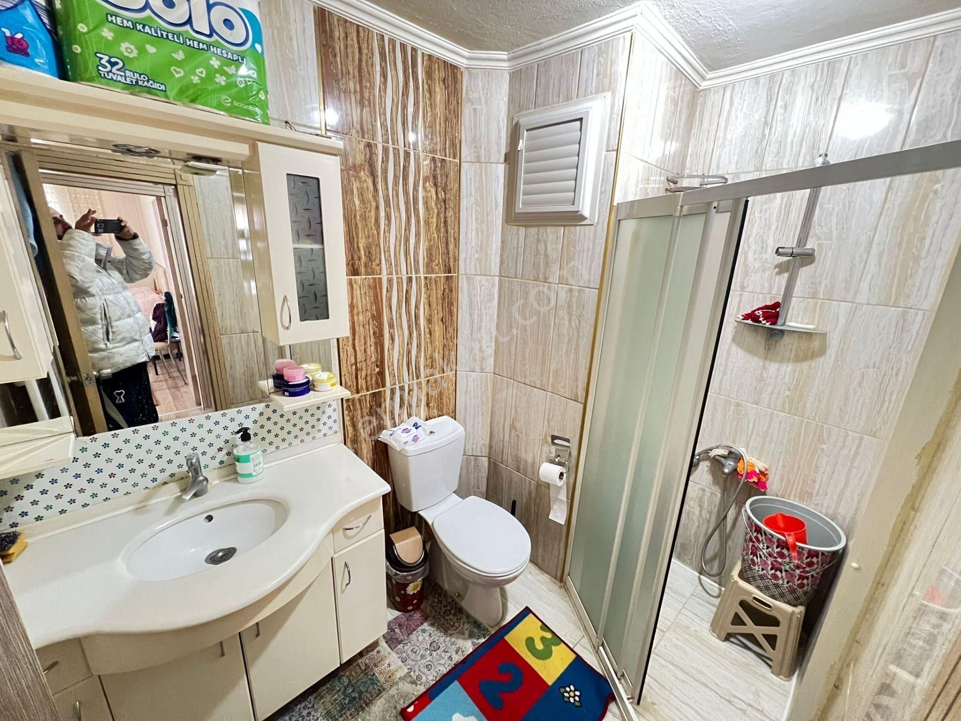 Sakızağacı Caddesi 1.kat 3+1 Ön Cephe Geniş Bağımsız Cam Balknlu - Görsel 12