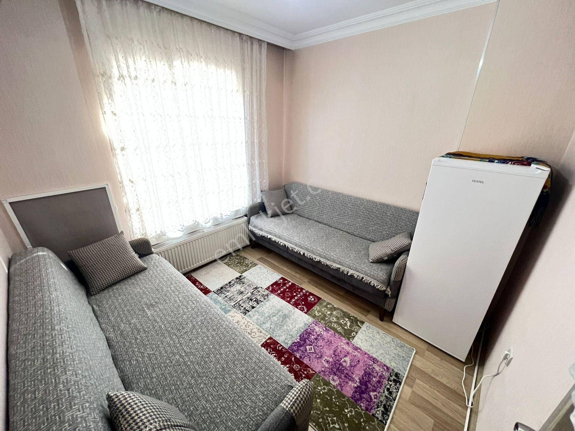 Sakızağacı Caddesi 1.kat 3+1 Ön Cephe Geniş Bağımsız Cam Balknlu - Görsel 16