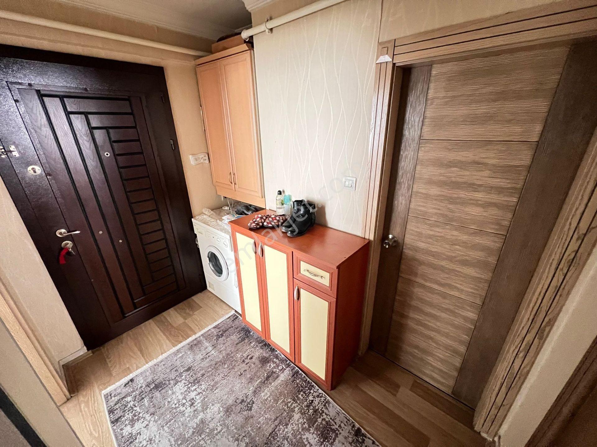 Sakızağacı Caddesi 1.kat 3+1 Ön Cephe Geniş Bağımsız Cam Balknlu - Görsel 23