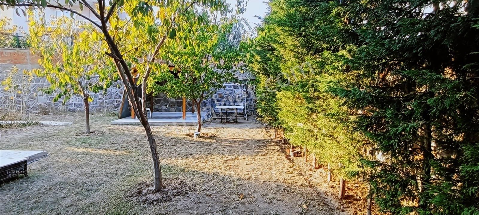 İzmir Bornova İnönüde Değerli Konumda Geniş 3+1 Satılık Daire - Görsel 21