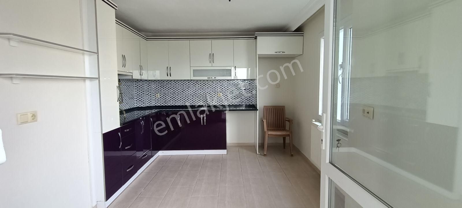 İzmir Bornova İnönüde Değerli Konumda Geniş 3+1 Satılık Daire - Görsel 5