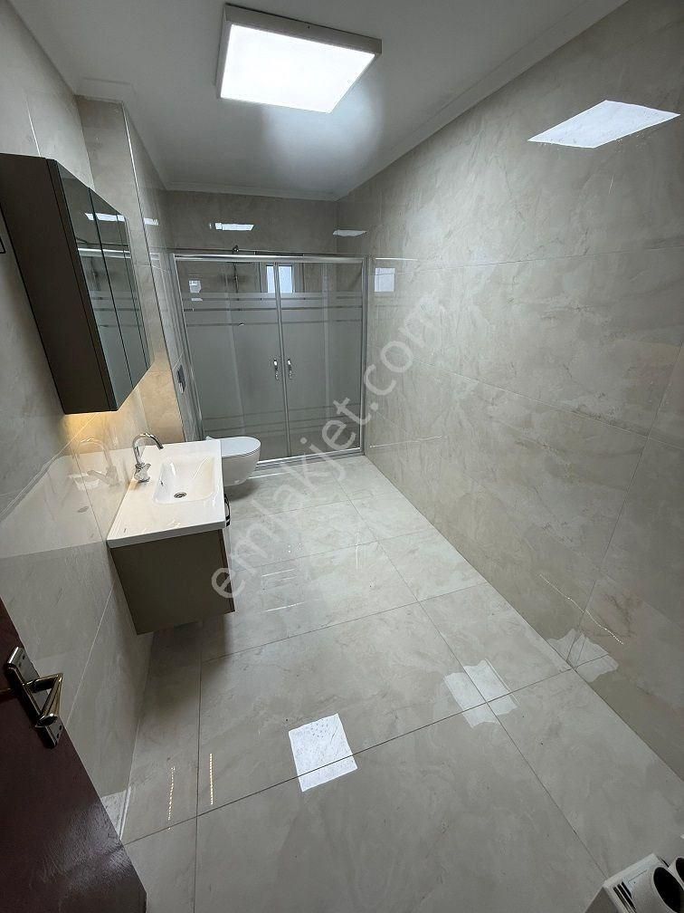 Beylikdüzü Adnan Kahveci 3+1=190m2 Kiralık Daire Güvenlikli Site - Görsel 15