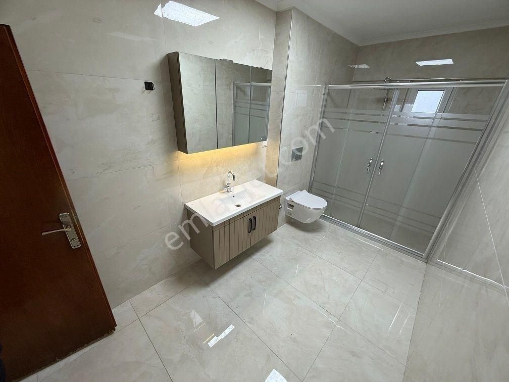 Beylikdüzü Adnan Kahveci 3+1=190m2 Kiralık Daire Güvenlikli Site - Görsel 17