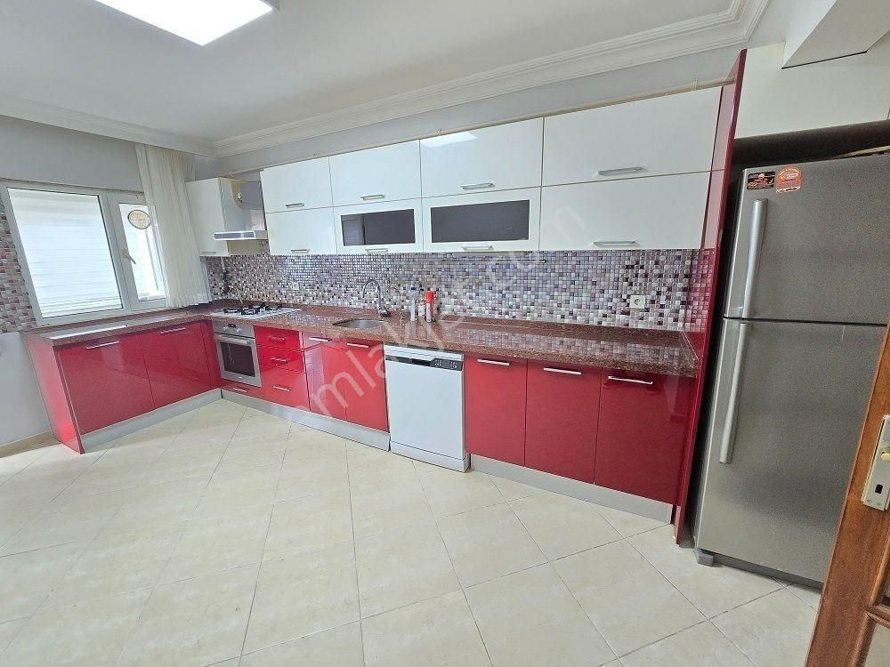 Beylikdüzü Adnan Kahveci 3+1=190m2 Kiralık Daire Güvenlikli Site - Görsel 10