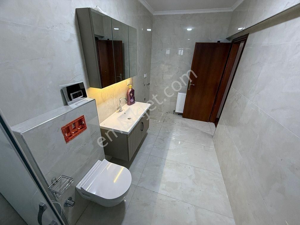 Beylikdüzü Adnan Kahveci 3+1=190m2 Kiralık Daire Güvenlikli Site - Görsel 23