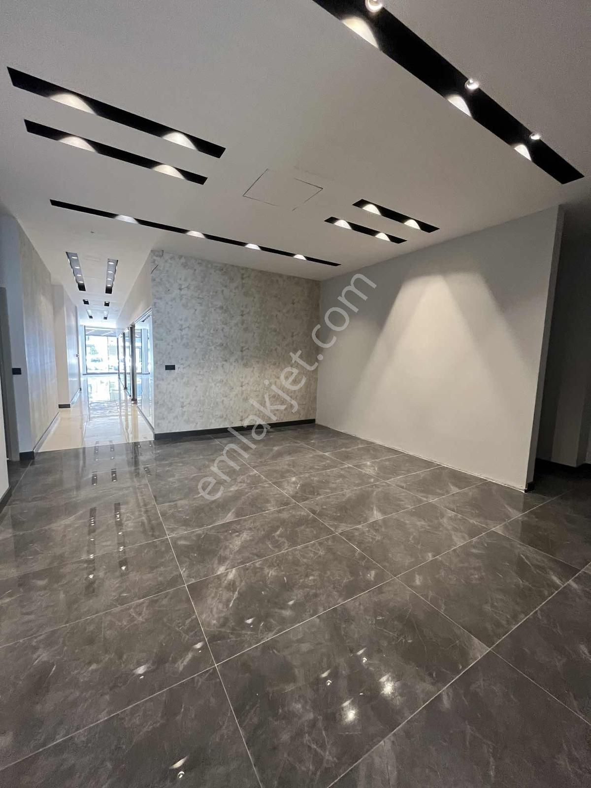 Bornovada İçi Full Yapılı Kdv Avantajlı Kiralık Dükkan - Görsel 6