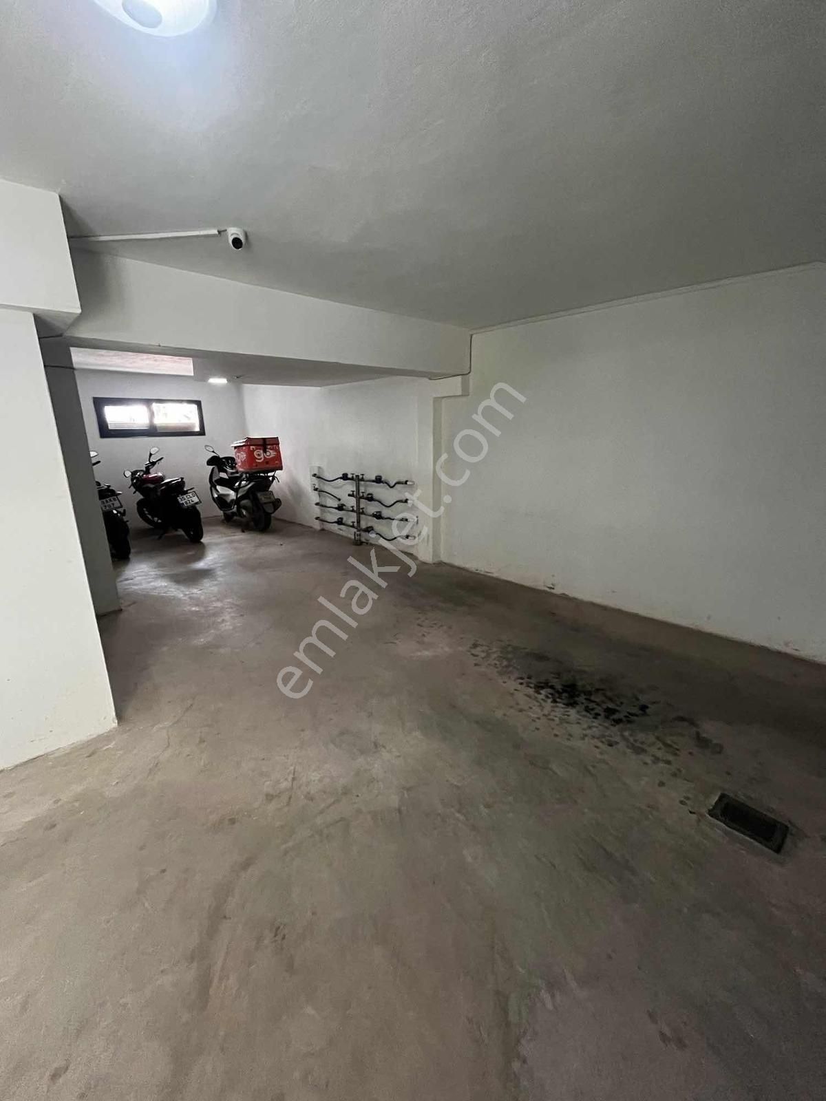 Buca Kozağaç Mh Üçkuyular Ve Çevik Bir Yakını Satılık 1+1 Daire - Görsel 2