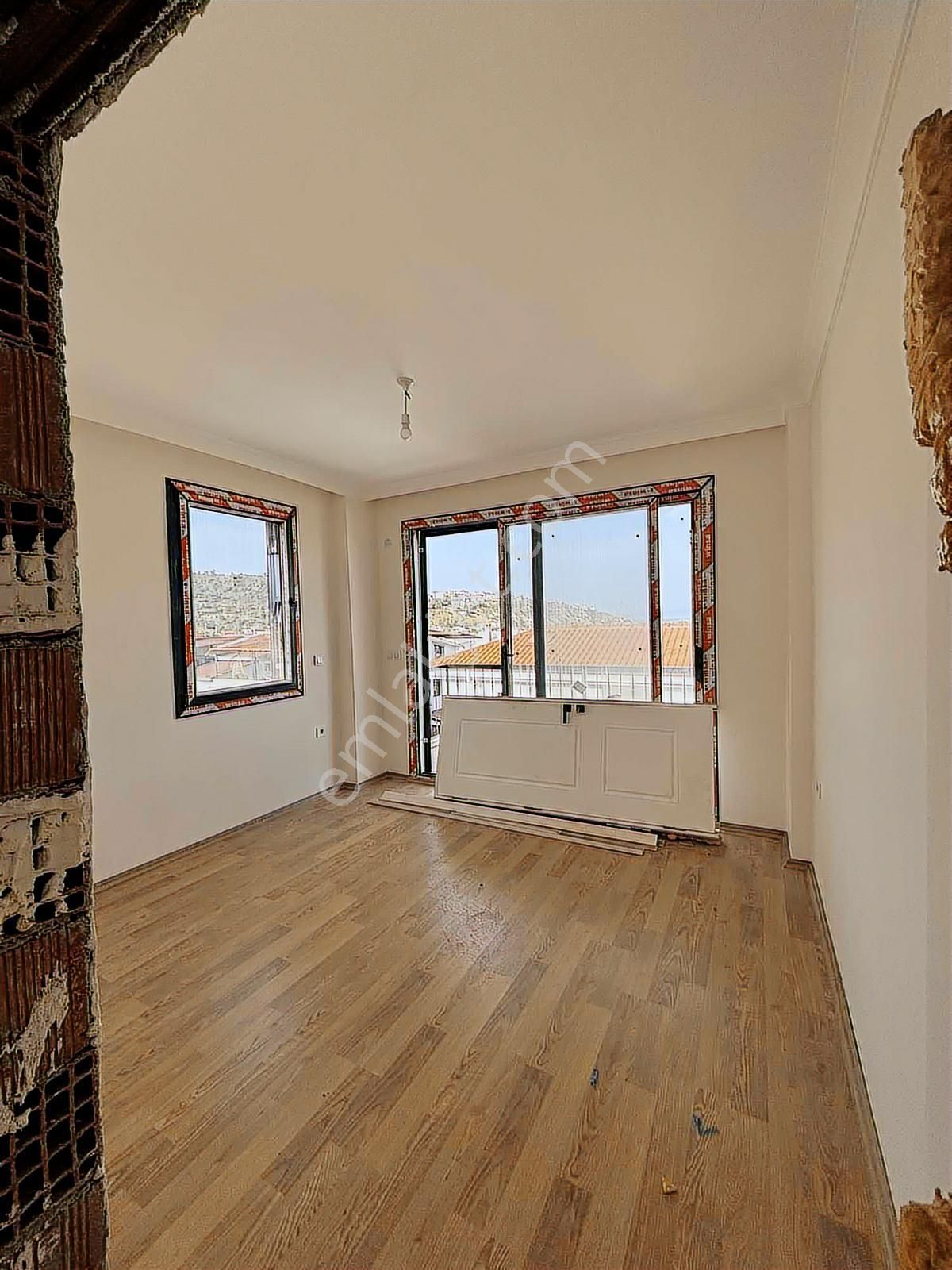 Karaburunda Denize 200 Metre Triplex - Görsel 21