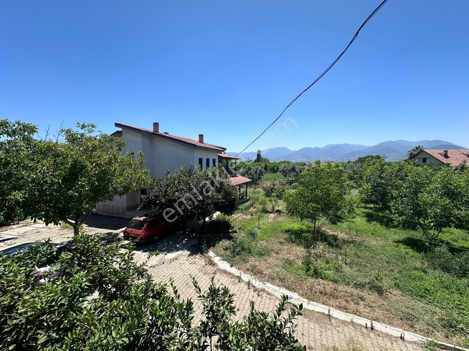 Kemalpaşa Bağyurdu Mevki 11 Dönüm İçinde4+1 İki Villa Olan Arazi