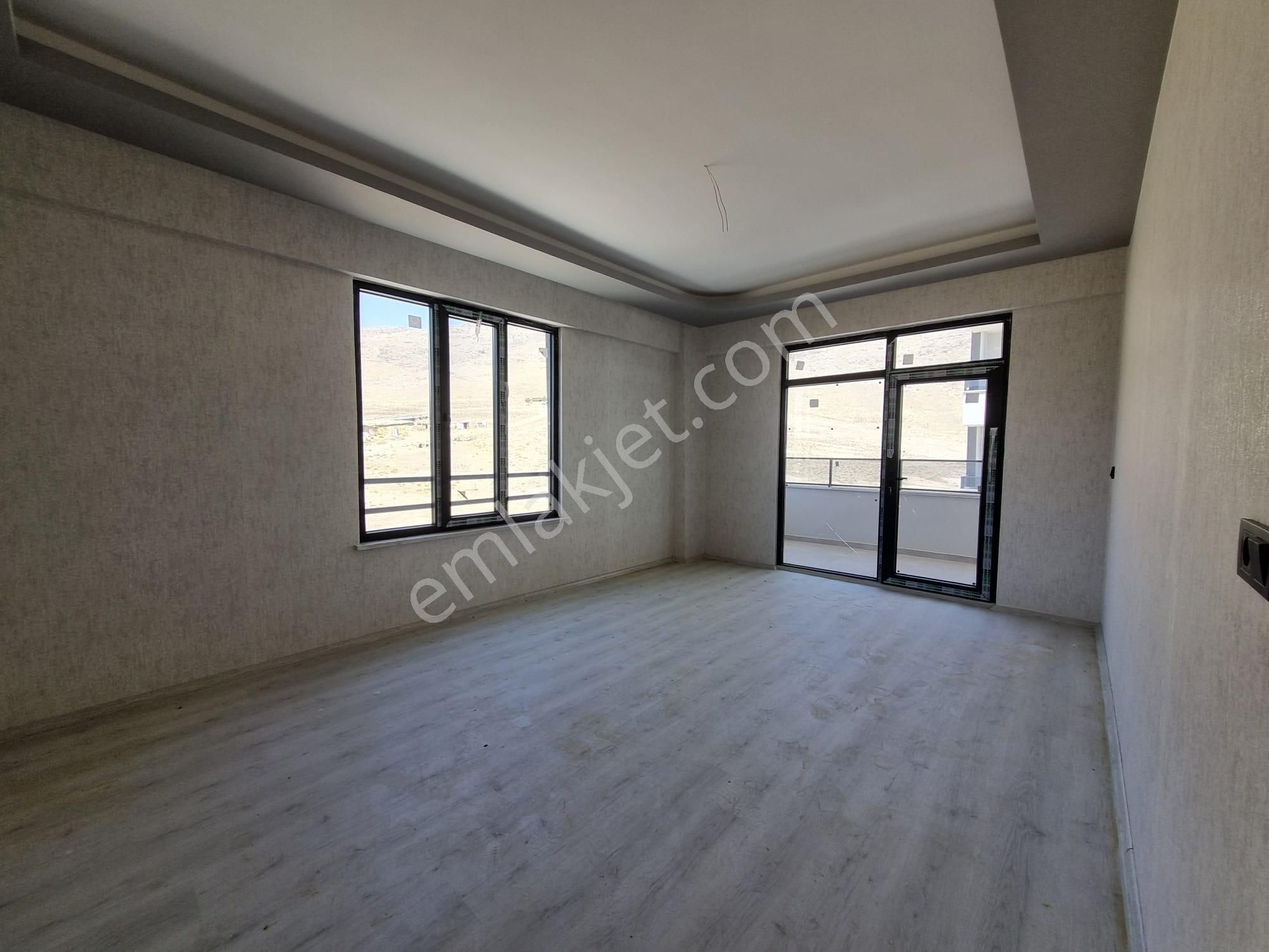 Selahaddin Eyyubi Mahallesin De Satılık 2+1 Daireler - Görsel 6