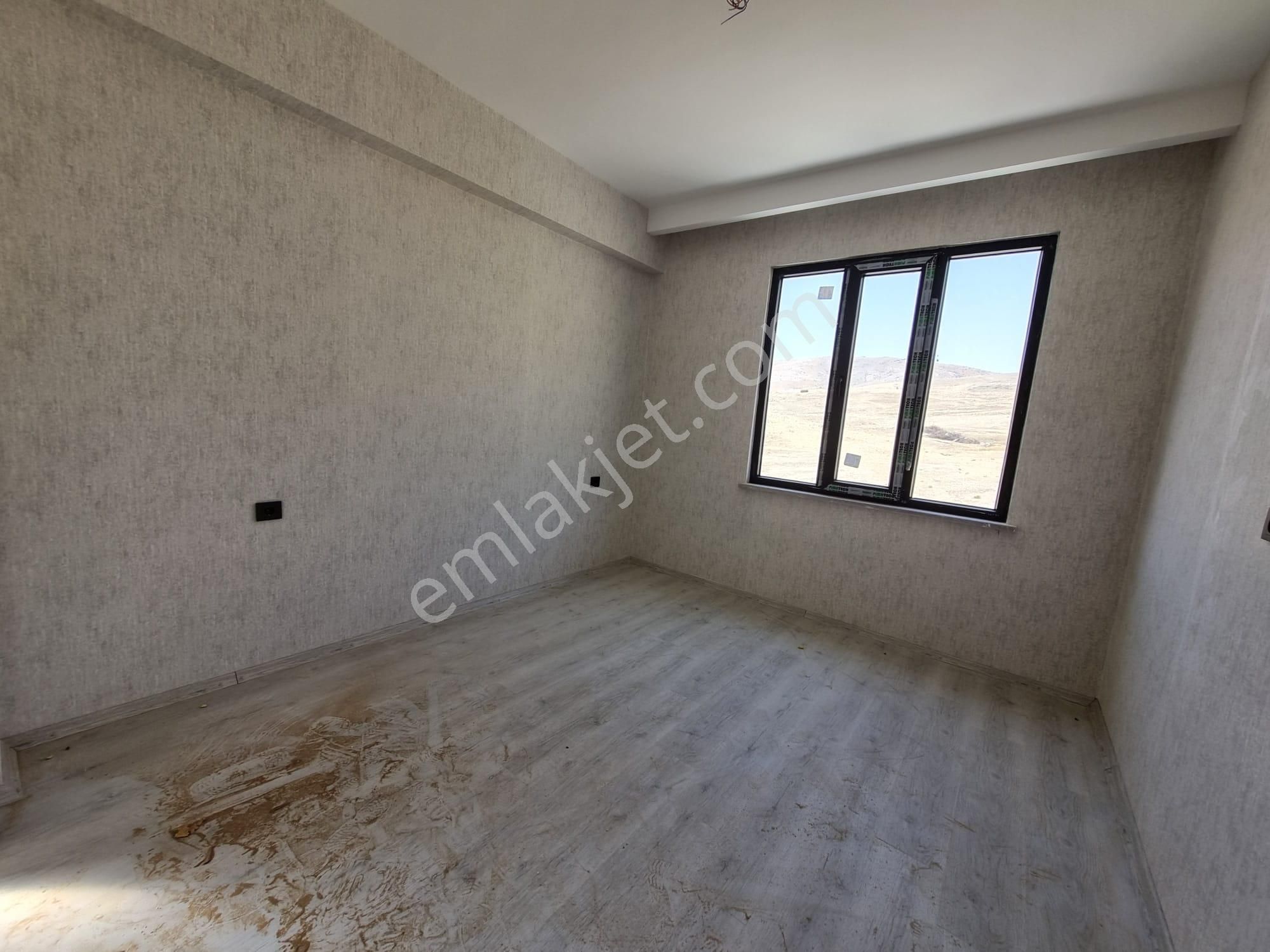 Selahaddin Eyyubi Mahallesin De Satılık 2+1 Daireler - Görsel 15