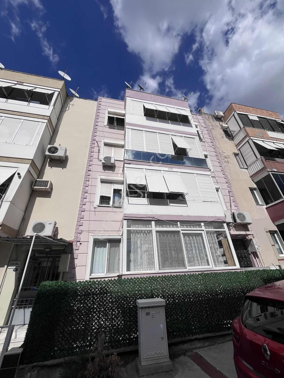 Buca V.rahmi Bey Mah. Belediye Yakını Satılık 3+1 Daire - Görsel 19