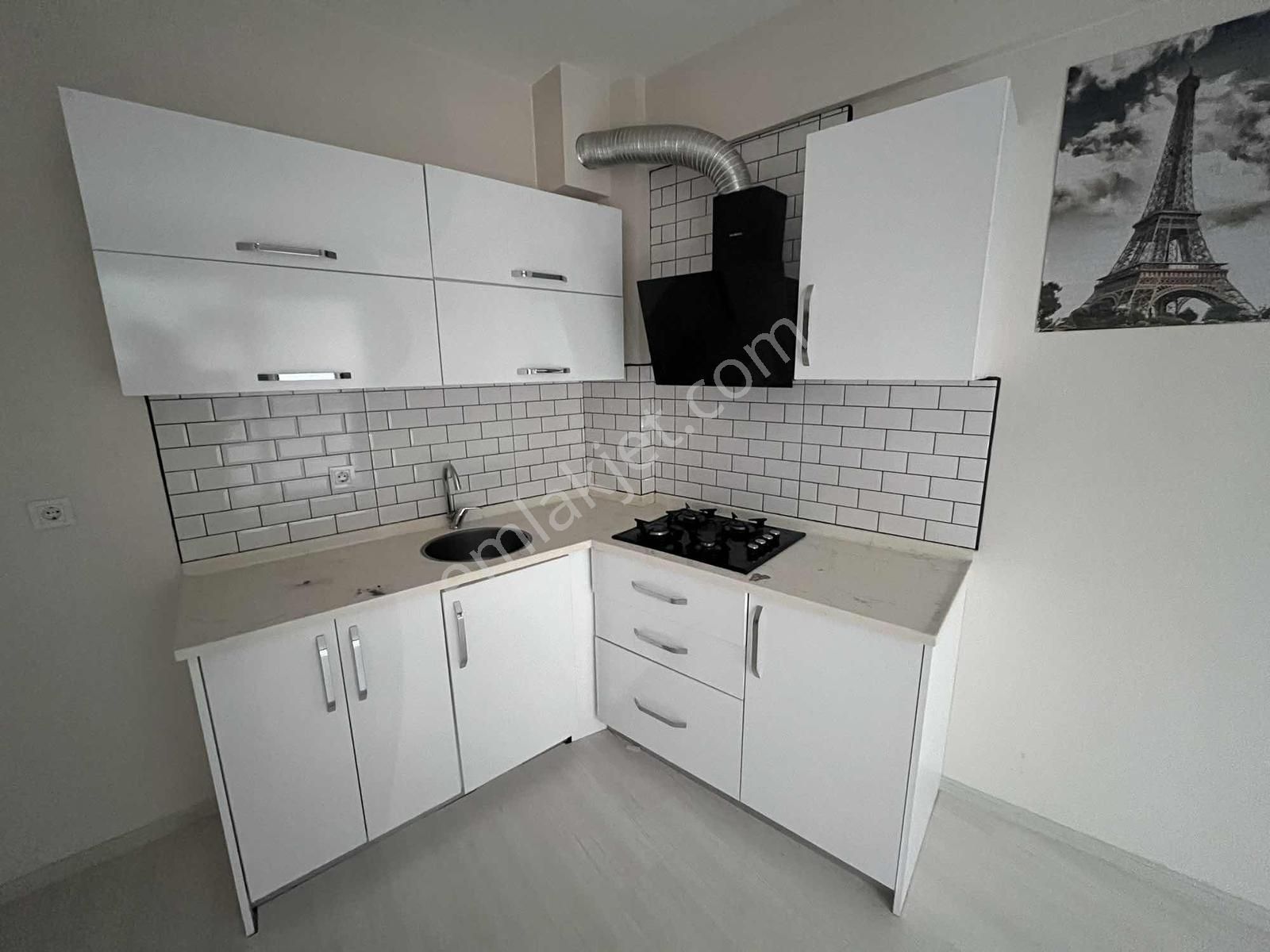 Kampüse Yakın, Öğrencilere Uygun 1+1 Kiralık Daire - Görsel 3