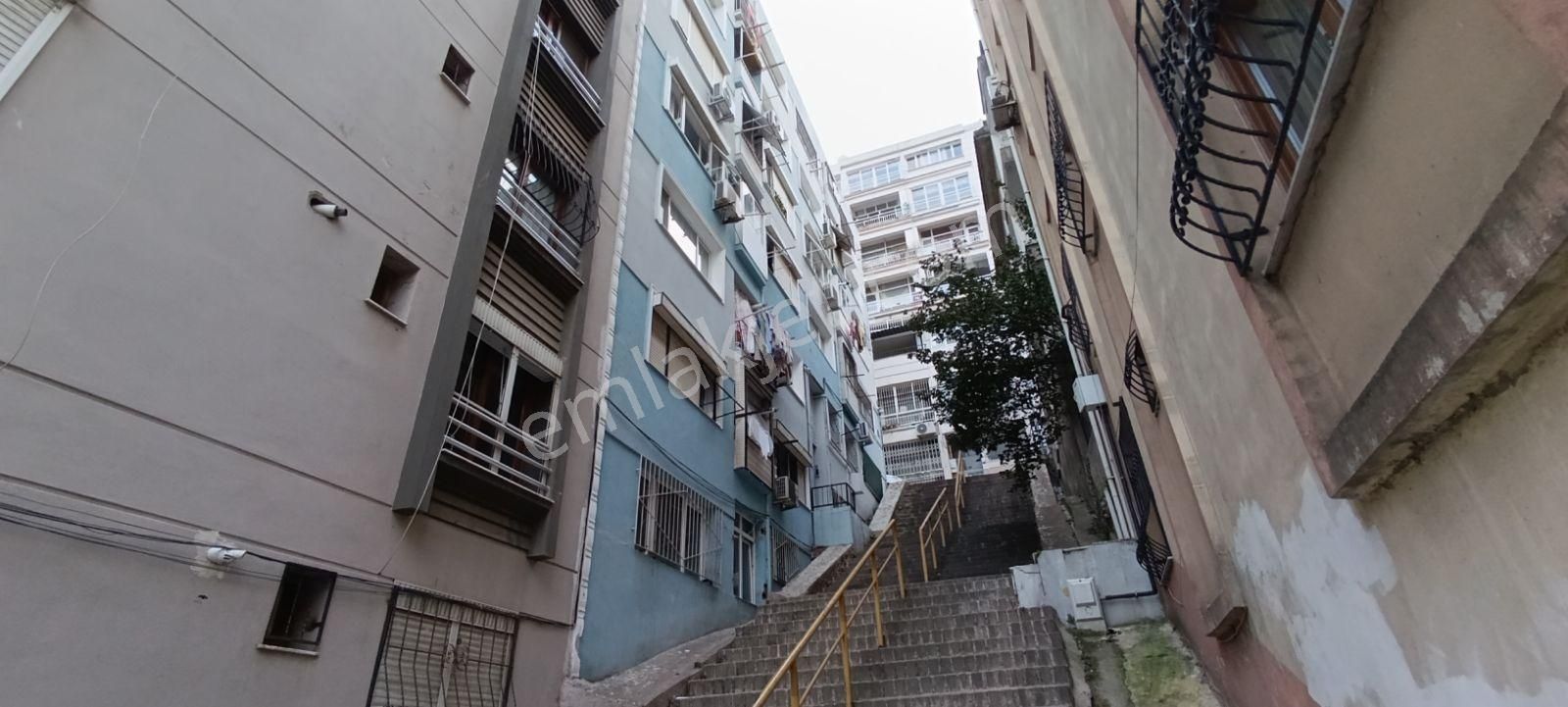 İzmir Konak Halirıfat Mah. Satılık 3+1 Daire - Görsel 8