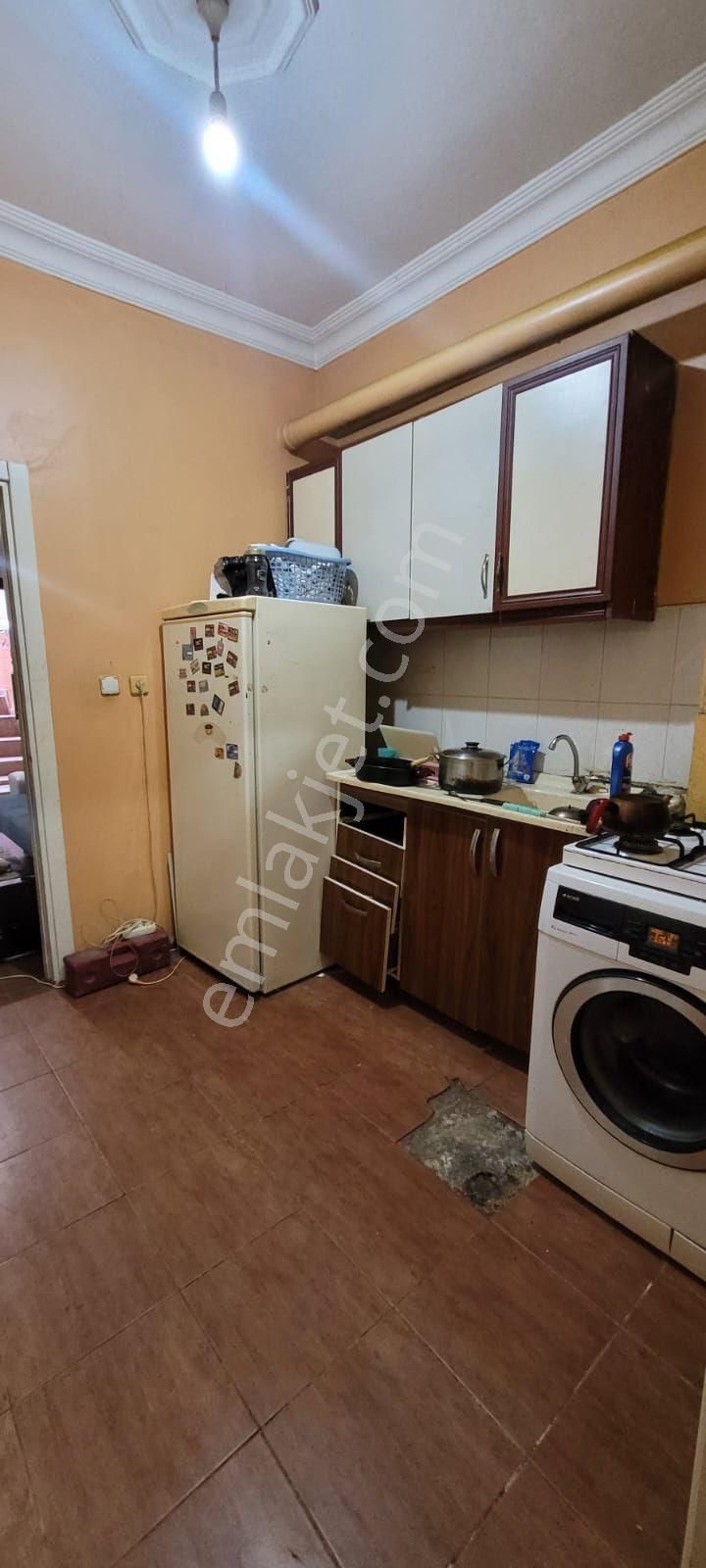 S.evlerde Metrobüse 10dk.bekara Yabancıya Uygun 1+1 65m2 Eşyalı Girişkat Kiralık Daire - Görsel 5