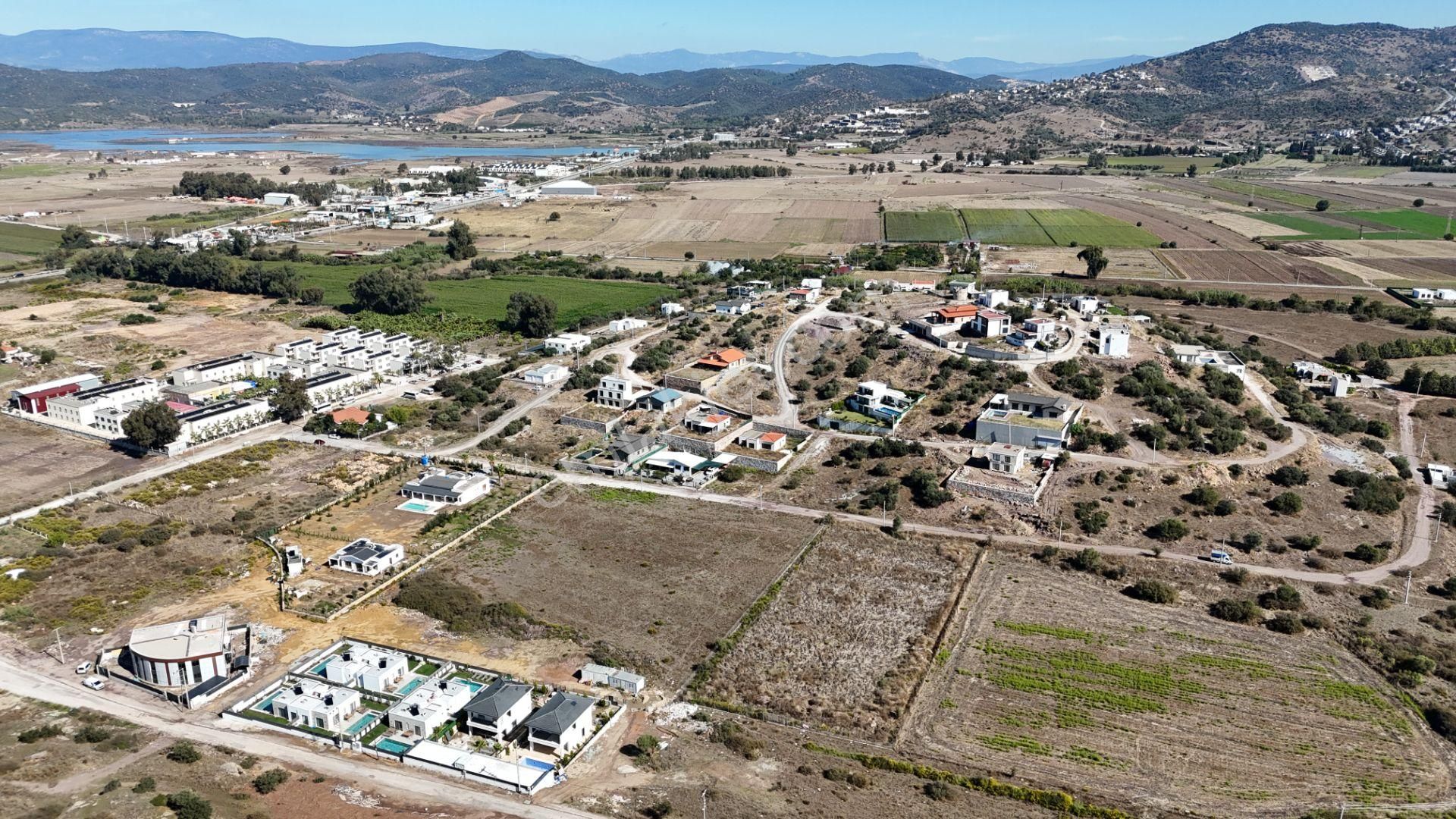 Bodrum-milas Yolu Üzeri Meşelikte Göl Manzaralı İmarlı Satılık Arsa