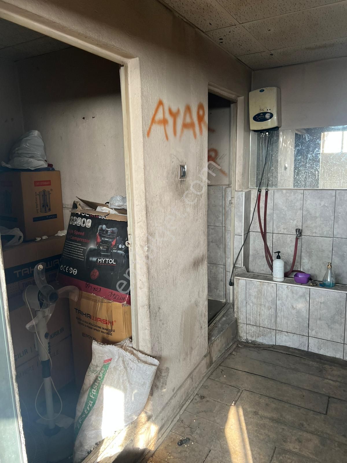 Zafer Sanayiide 165 M2 Kiralık Dükkan - Görsel 11