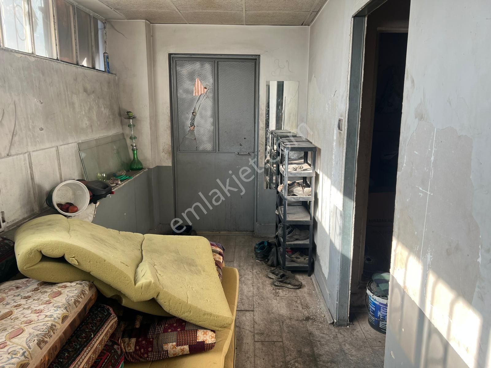 Zafer Sanayiide 165 M2 Kiralık Dükkan - Görsel 9