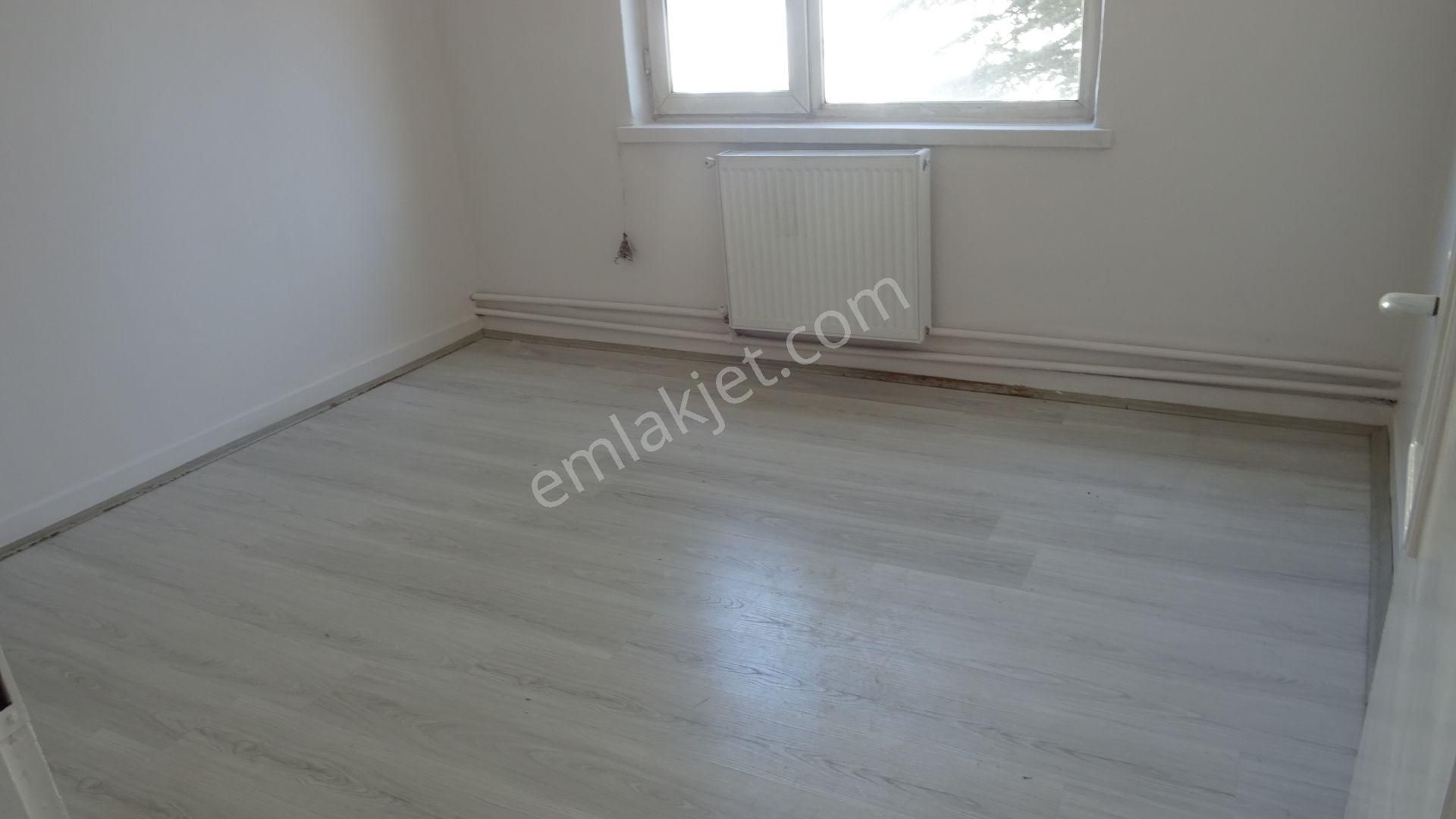 Çankaya,cebeci,merkezde,katta ,kombili,temiz ,ön ,3+1