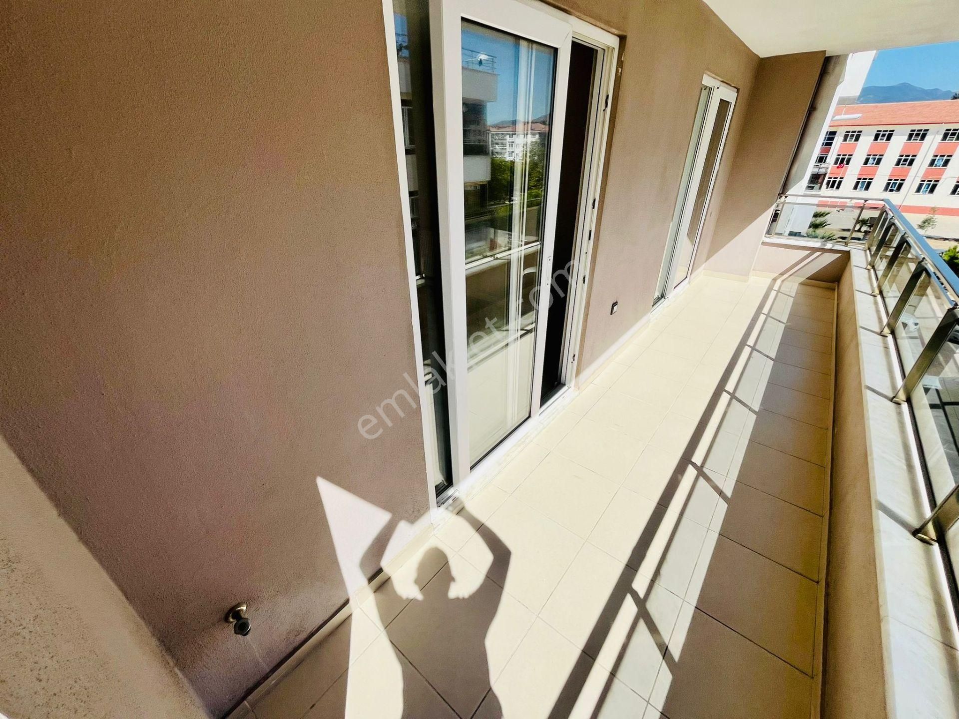 Yükselden İkizçayda Satılık Ara Kat Geniş Balkon Satılık 1+1 Lüx Daire - Görsel 17
