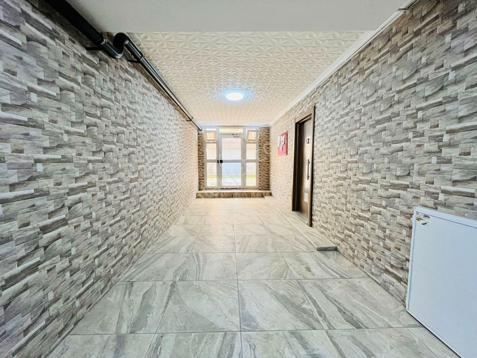 Yükselden İkizçayda Satılık Ara Kat Geniş Balkon Satılık 1+1 Lüx Daire - Görsel 3