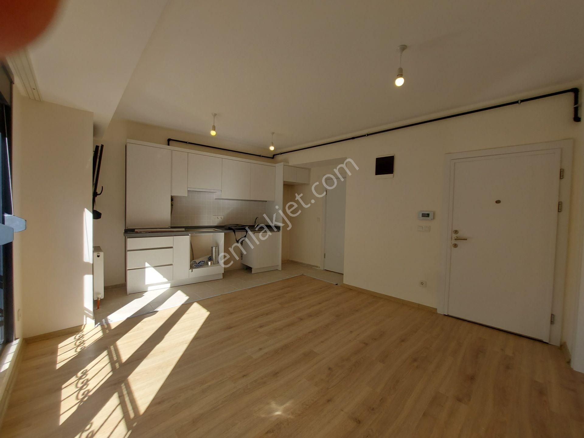 Cihangir’de Sıfır Binada Konut Ve Ofis Kullanımına Uygun 1+1 Daire - Görsel 5