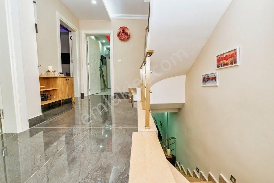 Havuzlu Sítede Trıplex Site İçi Özel Havuzlu Lux 4+1 Villa - Görsel 21