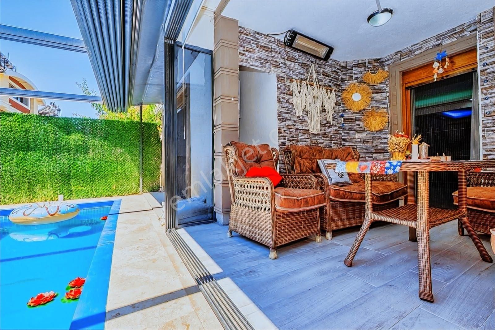 Havuzlu Sítede Trıplex Site İçi Özel Havuzlu Lux 4+1 Villa - Görsel 34